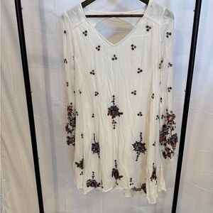 Free People Cream Lightweight Gauzy Blouse